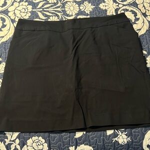 NWT skort in black